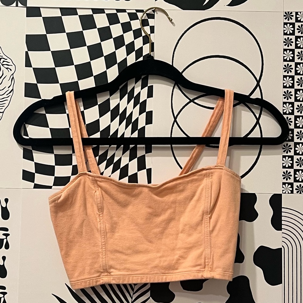 🍑Peekaboo-Back Crop Top🍑